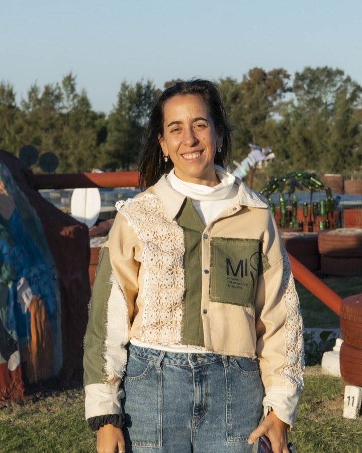 Camila Pérez, maestra y directora de Crear